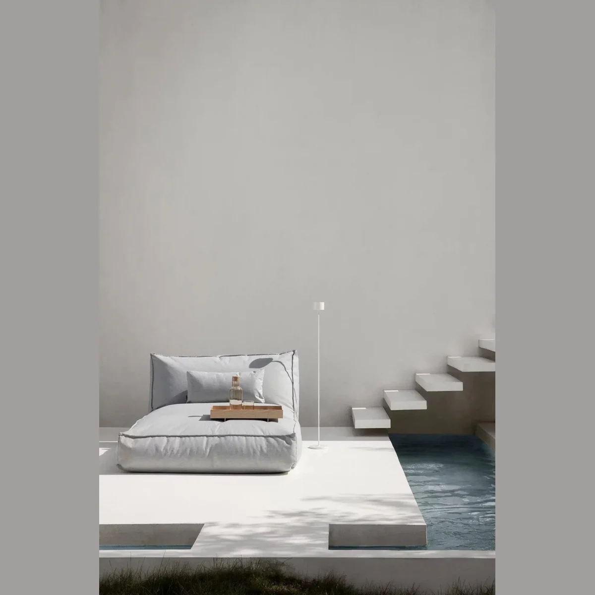 Blomus STAY Outdoor-Bett, wetterfest, verstellbare Liegepositionen, modernes Design 5