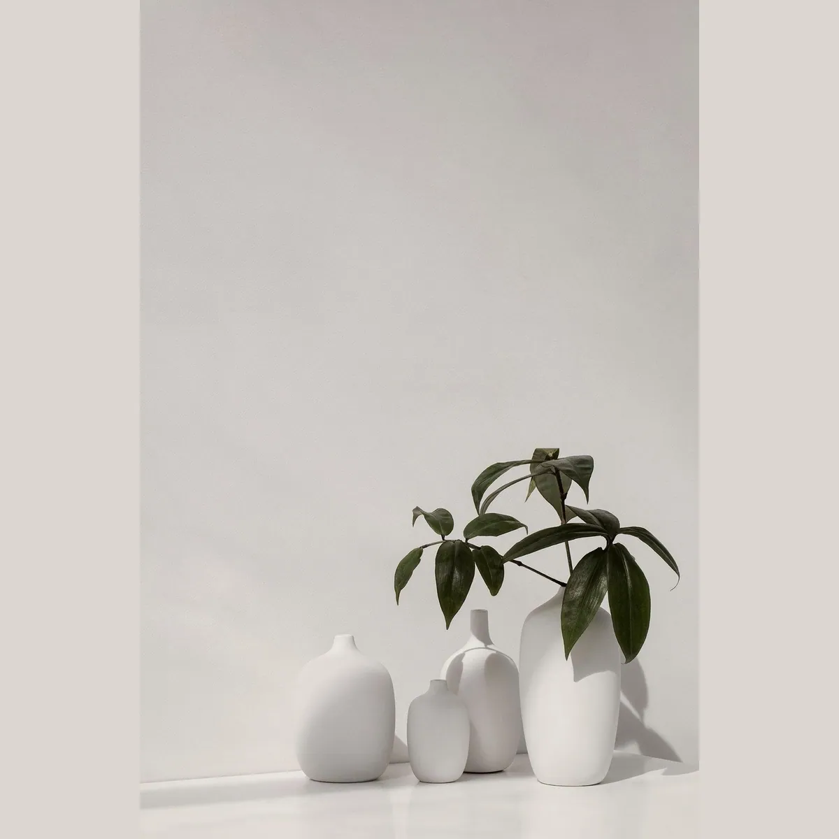 Blomus CEOLA Dekovase, handgefertigte Keramik, matte Glasur, organische Form 2