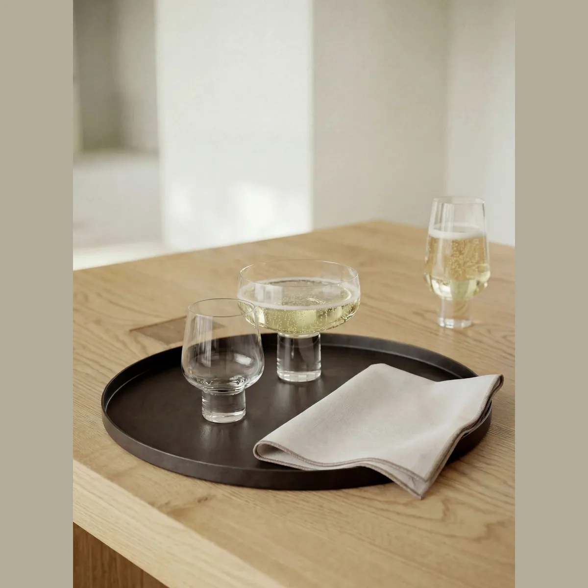 Blomus PEASY Servierplatte, zeitloses Design & vielseitig einsetzbar 4