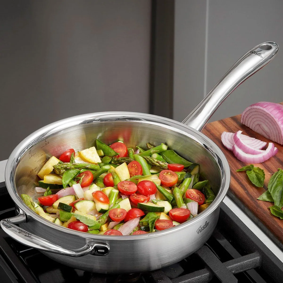 Fissler M5 Pro-Ply Bratpfanne, 5-lagiges Mehrschichtmaterial, ergonomische Griffe 5