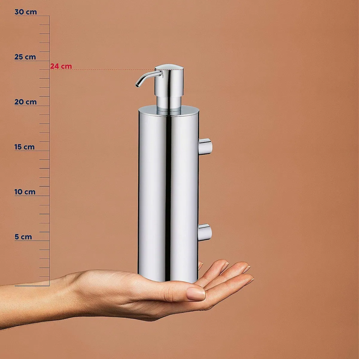 Kela Seifenspender Brass, elegantes Design aus Messing, 400 ml Volumen 5