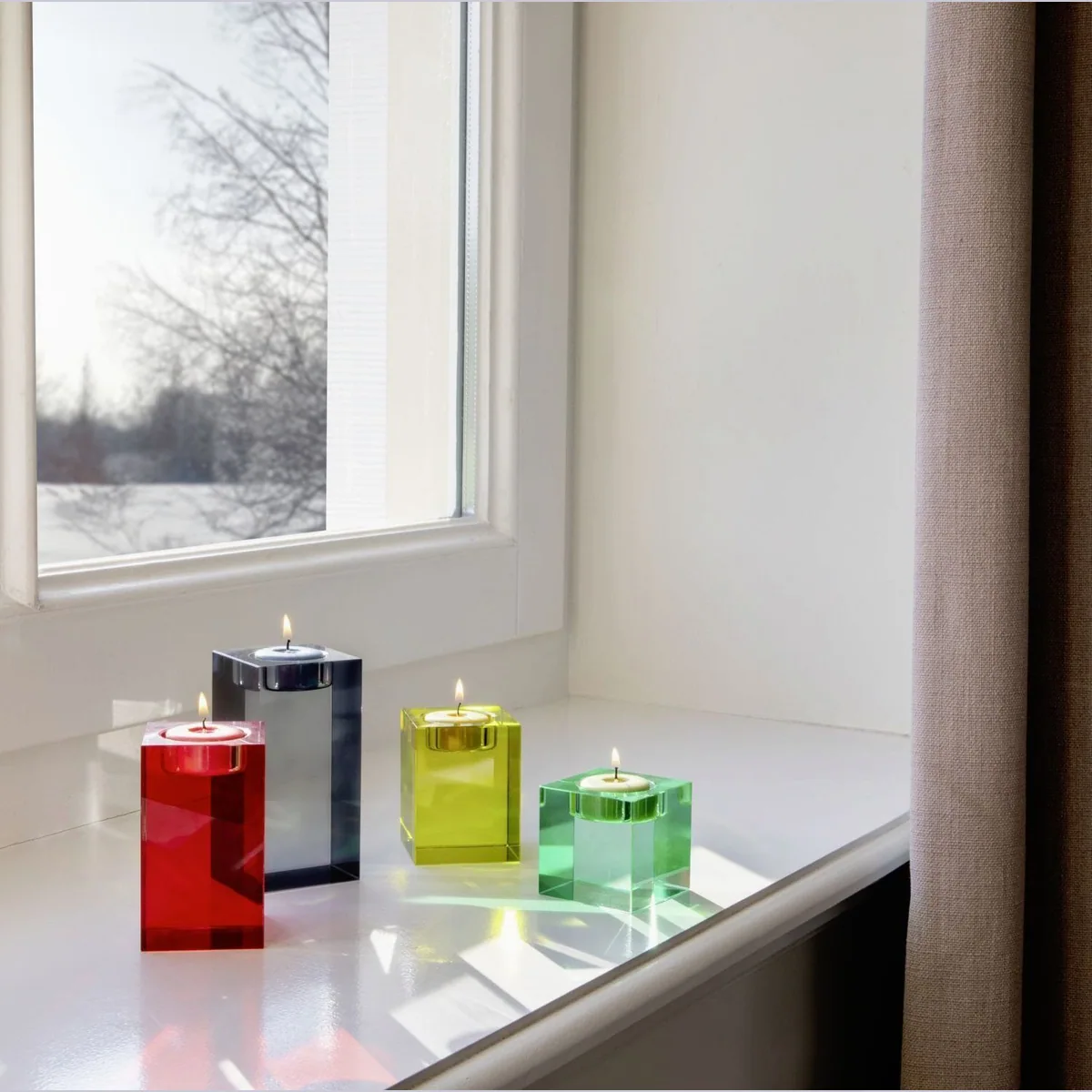 Remember Vela Kerzenhalter Set, geometrisches Design, farbenfrohes Glas 2
